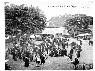 Marché Huriel 1930 